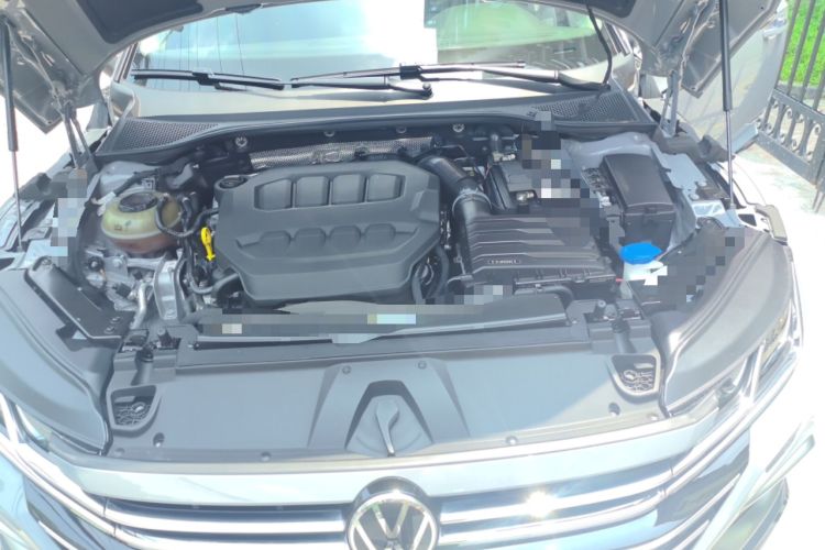 Used Volkswagen FAW-Volkswagen CC 2023 Hunting Vehicle 380TSI Hunter's Heart Edition Engine Bay