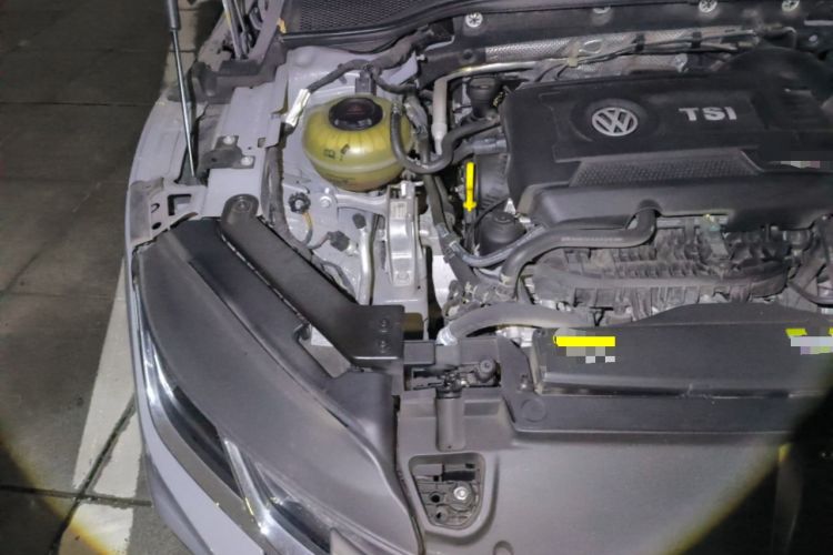 Used Volkswagen FAW-Volkswagen CC 2023 380TSI Striking Edition Engine Bay Right