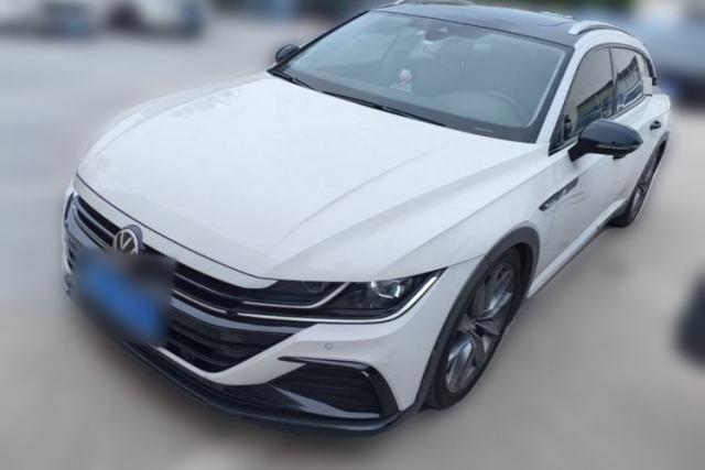 Volkswagen FAW-Volkswagen CC 2023 Hunting Vehicle 380TSI Hunter's Heart Edition de segunda mano