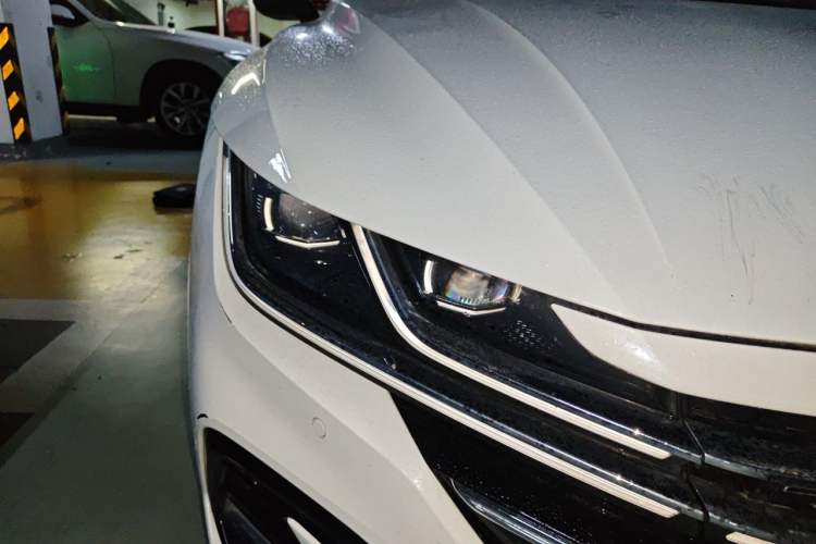 Used Volkswagen FAW-Volkswagen CC 2023 380TSI Striking Edition Right Front Headlight
