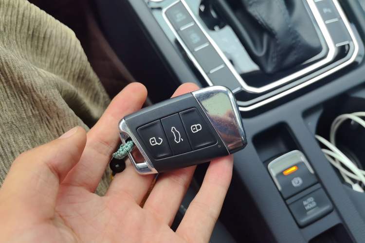 Used Volkswagen FAW-Volkswagen CC 2023 Hunting Vehicle 380TSI Hunter's Heart Edition Vehicle Key