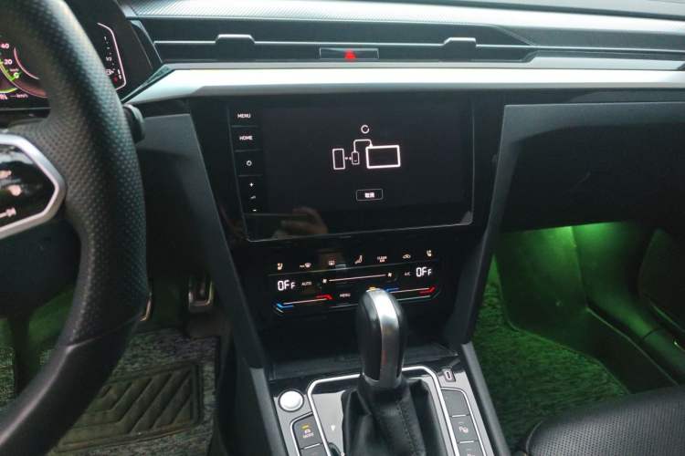 Used Volkswagen FAW-Volkswagen CC 2023 380TSI Striking Edition Audio And AC Panel