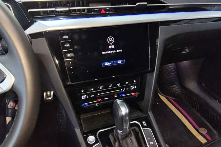 Used Volkswagen FAW-Volkswagen CC 2023 Hunting Vehicle 380TSI Hunter's Heart Edition Audio And AC Panel