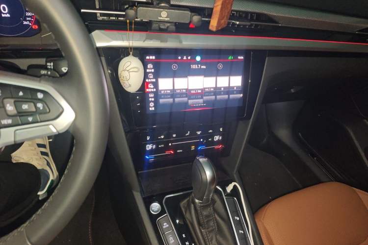 Used Volkswagen FAW-Volkswagen CC 2023 Hunting Vehicle 380TSI Hunter's Heart Edition Audio And AC Panel