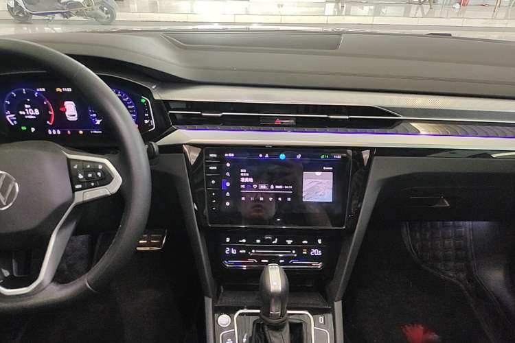 Used Volkswagen FAW-Volkswagen CC 2023 Hunting Vehicle 380TSI Hunter's Heart Edition Audio And AC Panel