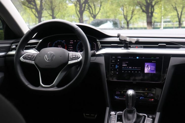 Used Volkswagen FAW-Volkswagen CC 2023 Hunting Vehicle 380TSI Hunter's Heart Edition Audio And AC Panel