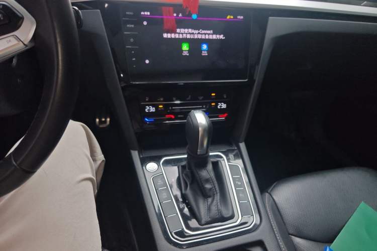 Used Volkswagen FAW-Volkswagen CC 2023 Hunting Vehicle 380TSI Hunter's Heart Edition Audio And AC Panel
