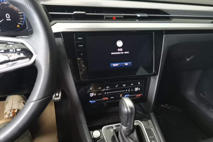 Used Volkswagen FAW-Volkswagen CC 2023 380TSI Striking Edition Audio And AC Panel