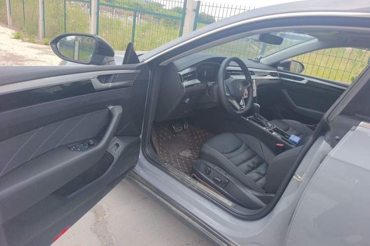 Used Volkswagen FAW-Volkswagen CC 2023 Hunting Vehicle 380TSI Hunter's Heart Edition Driver Seat