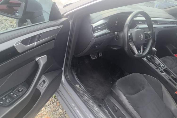 Used Volkswagen FAW-Volkswagen CC 2023 330TSI Ignite Edition Driver Seat