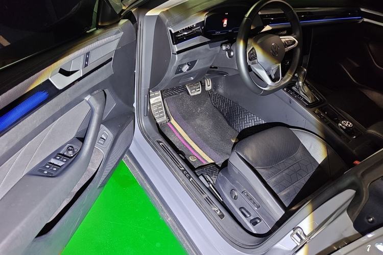 Used Volkswagen FAW-Volkswagen CC 2023 Hunting Vehicle 380TSI Hunter's Heart Edition Driver Seat