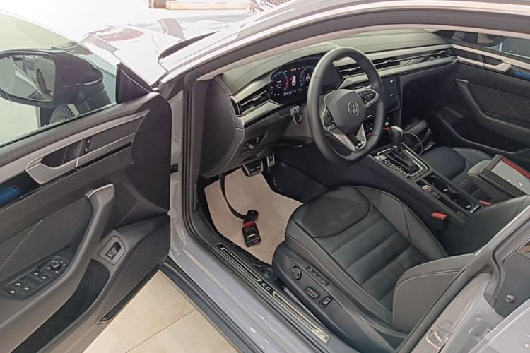 Used Volkswagen FAW-Volkswagen CC 2023 Hunting Vehicle 380TSI Hunter's Heart Edition Driver Seat