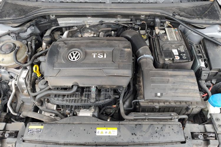 Used Volkswagen FAW-Volkswagen CC 2023 Hunting Vehicle 380TSI Hunter's Heart Edition Engine Bay