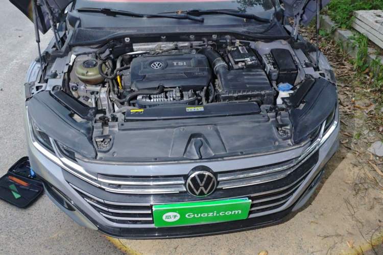 Used Volkswagen FAW-Volkswagen CC 2023 380TSI Striking Edition Engine Bay