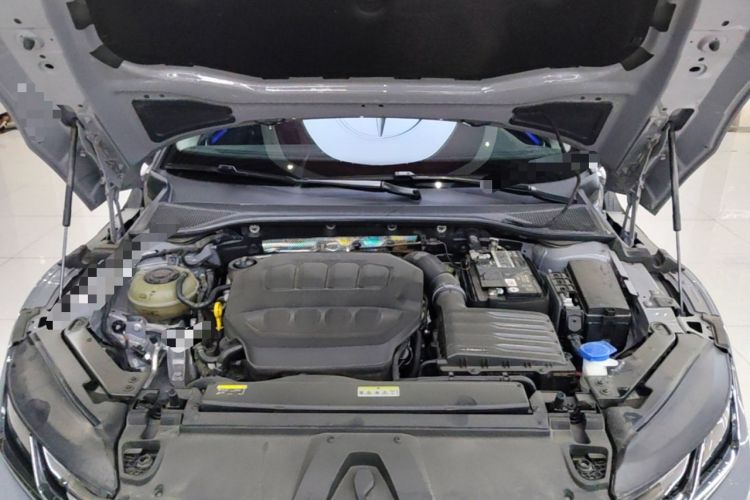 Used Volkswagen FAW-Volkswagen CC 2023 Hunting Vehicle 380TSI Hunter's Heart Edition Engine Bay