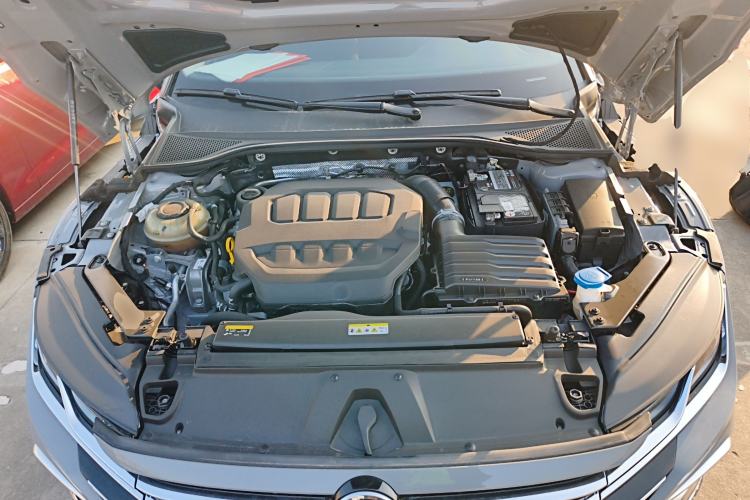 Used Volkswagen FAW-Volkswagen CC 2023 Hunting Vehicle 380TSI Hunter's Heart Edition Engine Bay