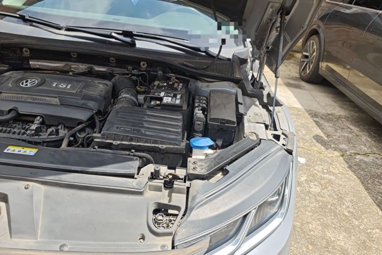 Used Volkswagen FAW-Volkswagen CC 2023 Hunting Vehicle 380TSI Hunter's Heart Edition Engine Bay Left