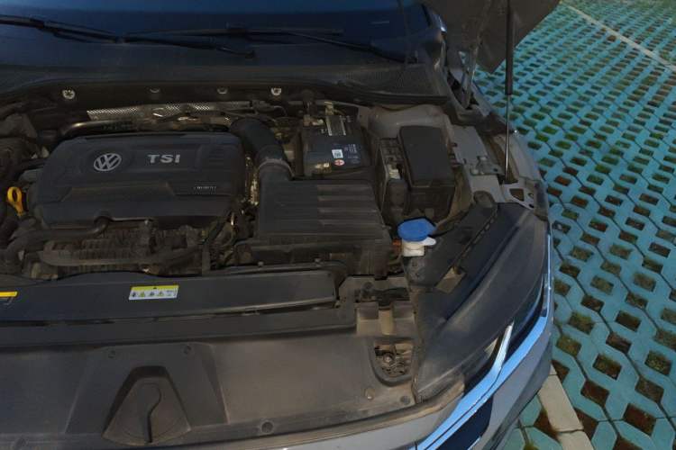 Used Volkswagen FAW-Volkswagen CC 2023 380TSI Striking Edition Engine Bay Left