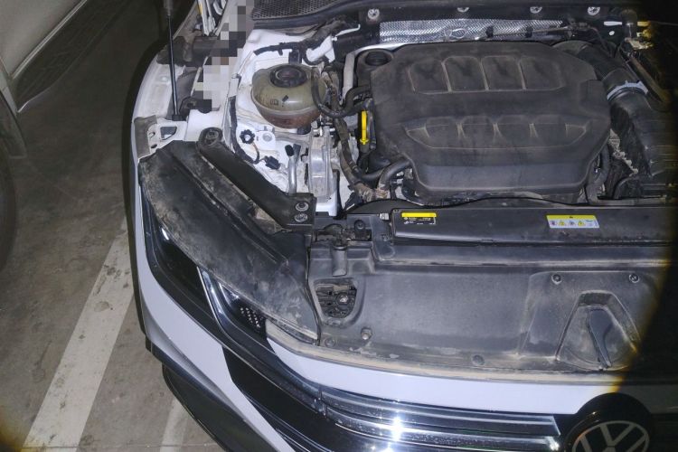 Used Volkswagen FAW-Volkswagen CC 2023 Hunting Vehicle 380TSI Hunter's Heart Edition Engine Bay Right