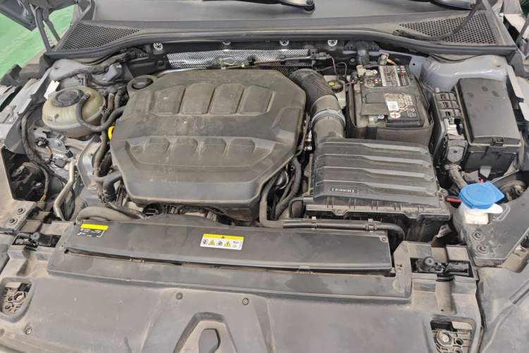Used Volkswagen FAW-Volkswagen CC 2023 380TSI Striking Edition Engine Bay