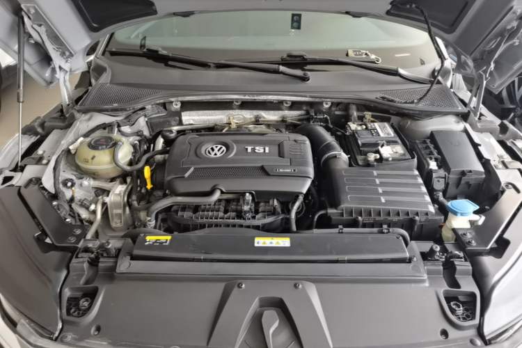 Used Volkswagen FAW-Volkswagen CC 2023 380TSI Striking Edition Engine Bay