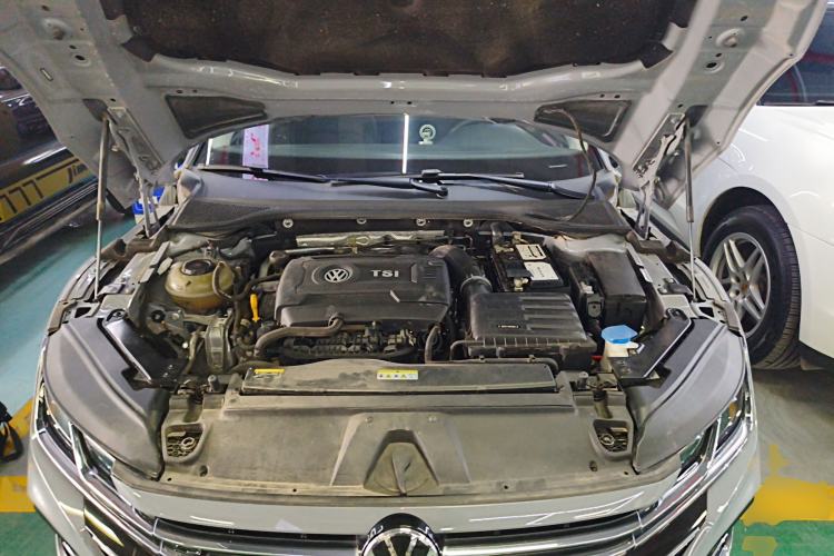 Used Volkswagen FAW-Volkswagen CC 2023 380TSI Striking Edition Engine Bay