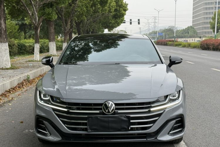 Used Volkswagen FAW-Volkswagen CC 2023 380TSI Striking Edition Exterior 1