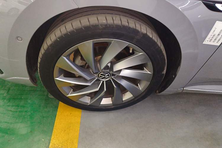 Used Volkswagen FAW-Volkswagen CC 2023 380TSI Striking Edition Exterior 2