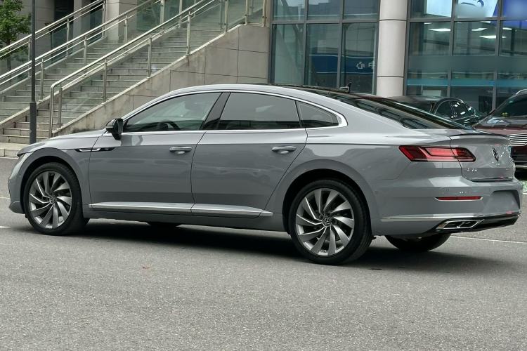 Used Volkswagen FAW-Volkswagen CC 2023 380TSI Striking Edition Exterior 3