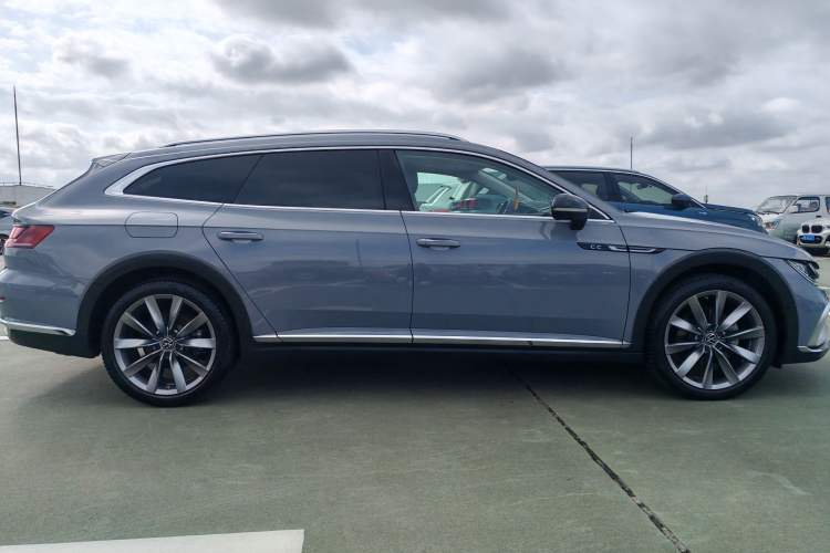 Used Volkswagen FAW-Volkswagen CC 2023 Adventure Vehicle 380TSI Trailblazer Edition Exterior 3