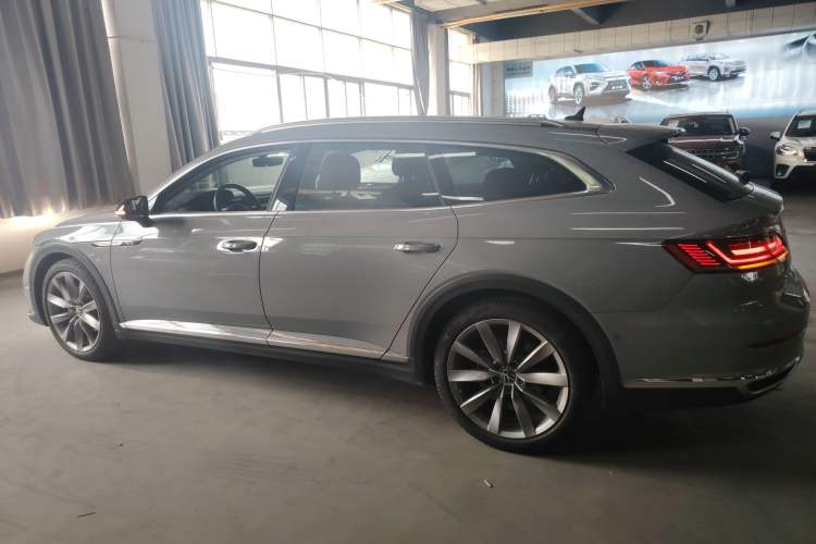 Used Volkswagen FAW-Volkswagen CC 2023 Hunting Vehicle 380TSI Hunter's Heart Edition Exterior 3
