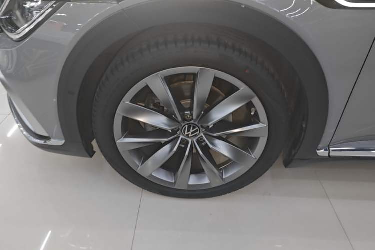 Used Volkswagen FAW-Volkswagen CC 2023 Hunting Vehicle 380TSI Hunter's Heart Edition Exterior 4