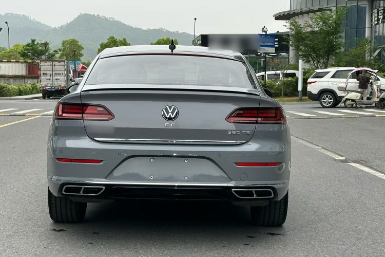 Used Volkswagen FAW-Volkswagen CC 2023 380TSI Striking Edition Exterior 4