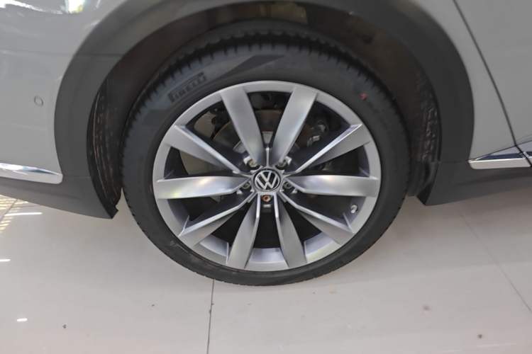 Used Volkswagen FAW-Volkswagen CC 2023 Hunting Vehicle 380TSI Hunter's Heart Edition Exterior 5