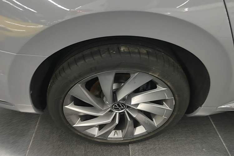 Used Volkswagen FAW-Volkswagen CC 2023 380TSI Striking Edition Exterior 5