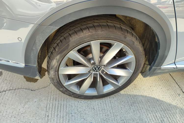 Used Volkswagen FAW-Volkswagen CC 2023 Hunting Vehicle 380TSI Hunter's Heart Edition Exterior 8