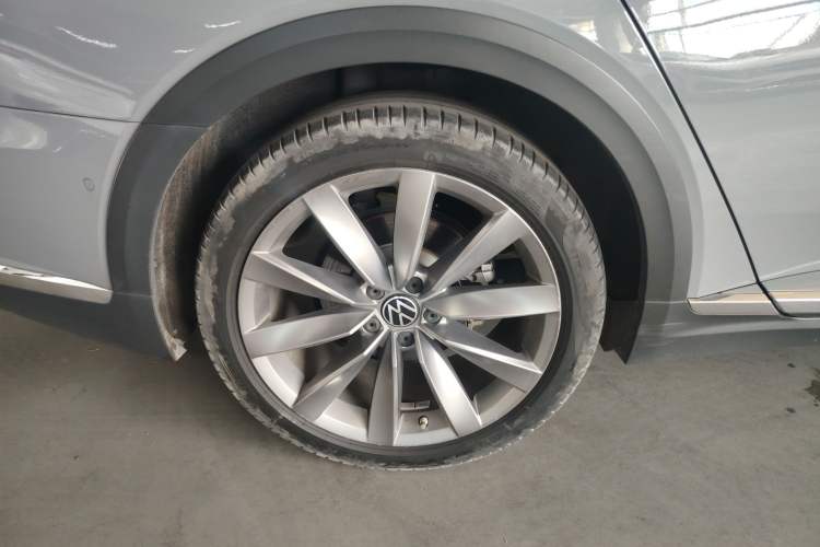 Used Volkswagen FAW-Volkswagen CC 2023 Hunting Vehicle 380TSI Hunter's Heart Edition Exterior 8