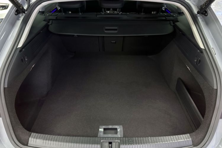 Used Volkswagen FAW-Volkswagen CC 2023 Hunting Vehicle 380TSI Hunter's Heart Edition Exterior 9