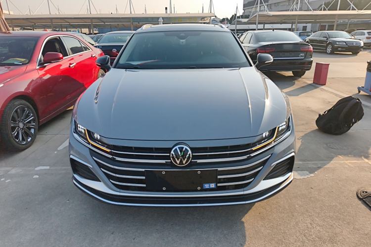 Used Volkswagen FAW-Volkswagen CC 2023 Hunting Vehicle 380TSI Hunter's Heart Edition Front