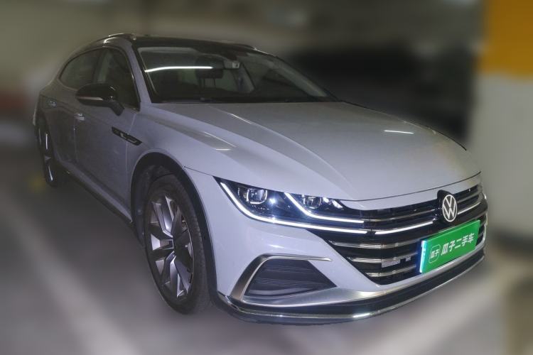 Used Volkswagen FAW-Volkswagen CC 2023 Hunting Vehicle 380TSI Hunter's Heart Edition Front Right 45 Deg