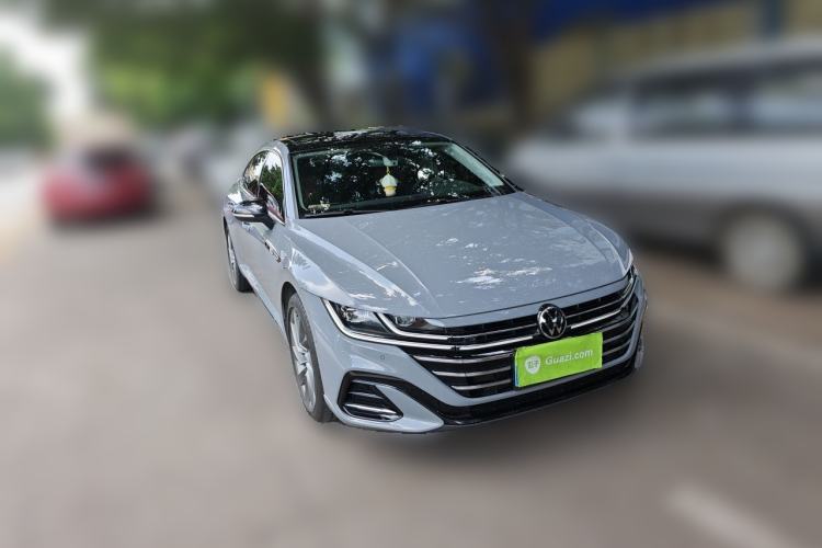 Used Volkswagen FAW-Volkswagen CC 2023 380TSI Striking Edition Front Right 45 Deg