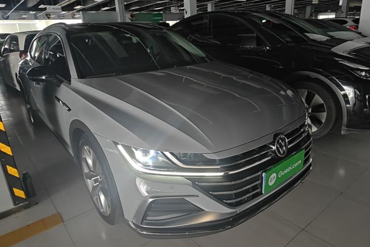Used Volkswagen FAW-Volkswagen CC 2023 Hunting Vehicle 380TSI Hunter's Heart Edition Front Right 45 Deg