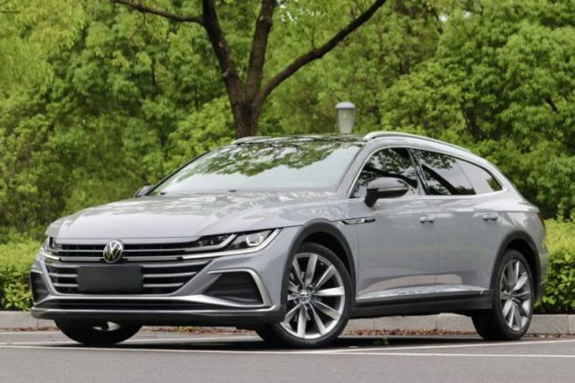 Used Volkswagen FAW-Volkswagen CC 2023 Hunting Vehicle 380TSI Hunter's Heart Edition