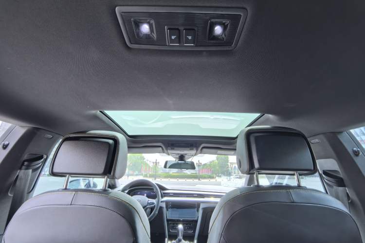 Used Volkswagen FAW-Volkswagen CC 2023 380TSI Striking Edition Headliner