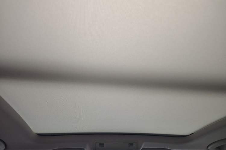 Used Volkswagen FAW-Volkswagen CC 2023 Hunting Vehicle 380TSI Hunter's Heart Edition Headliner