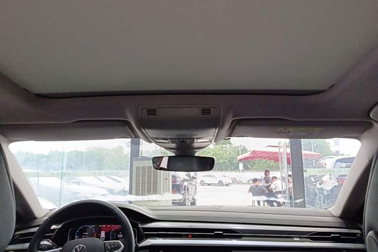Used Volkswagen FAW-Volkswagen CC 2023 Hunting Vehicle 380TSI Hunter's Heart Edition Headliner