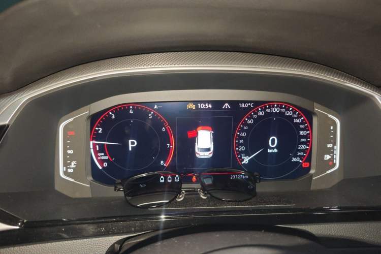 Used Volkswagen FAW-Volkswagen CC 2023 Hunting Vehicle 380TSI Hunter's Heart Edition Instrument Cluster