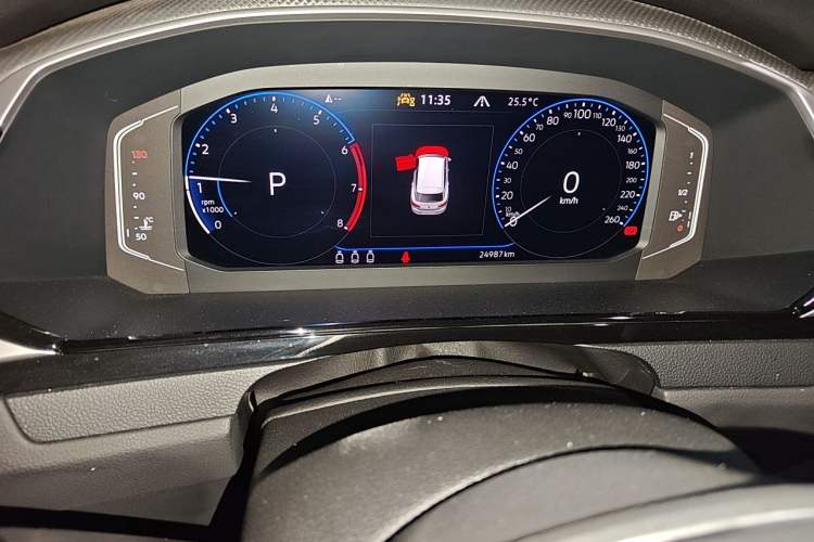 Used Volkswagen FAW-Volkswagen CC 2023 Hunting Vehicle 380TSI Hunter's Heart Edition Instrument Cluster