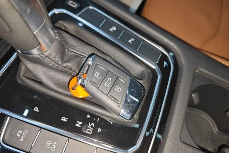 Used Volkswagen FAW-Volkswagen CC 2023 Hunting Vehicle 380TSI Hunter's Heart Edition Interior 1
