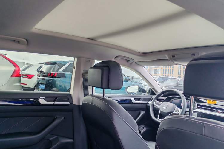 Used Volkswagen FAW-Volkswagen CC 2023 Adventure Vehicle 380TSI Trailblazer Edition Interior 10